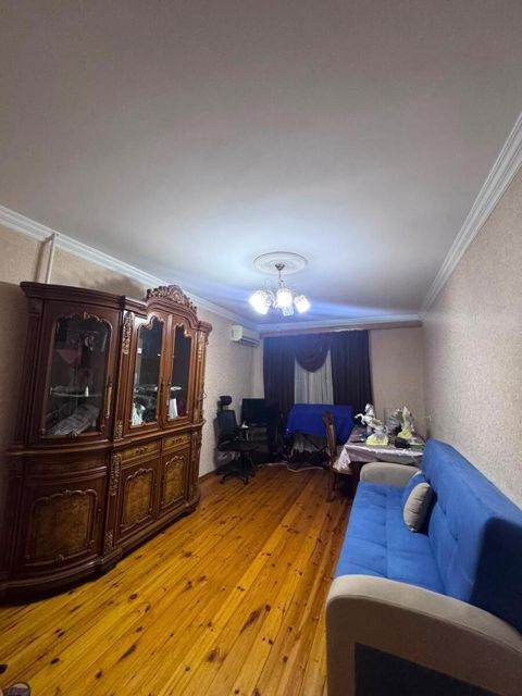 Satılır 2 otaqlı köhnə tikili 60 m² — Bakı
