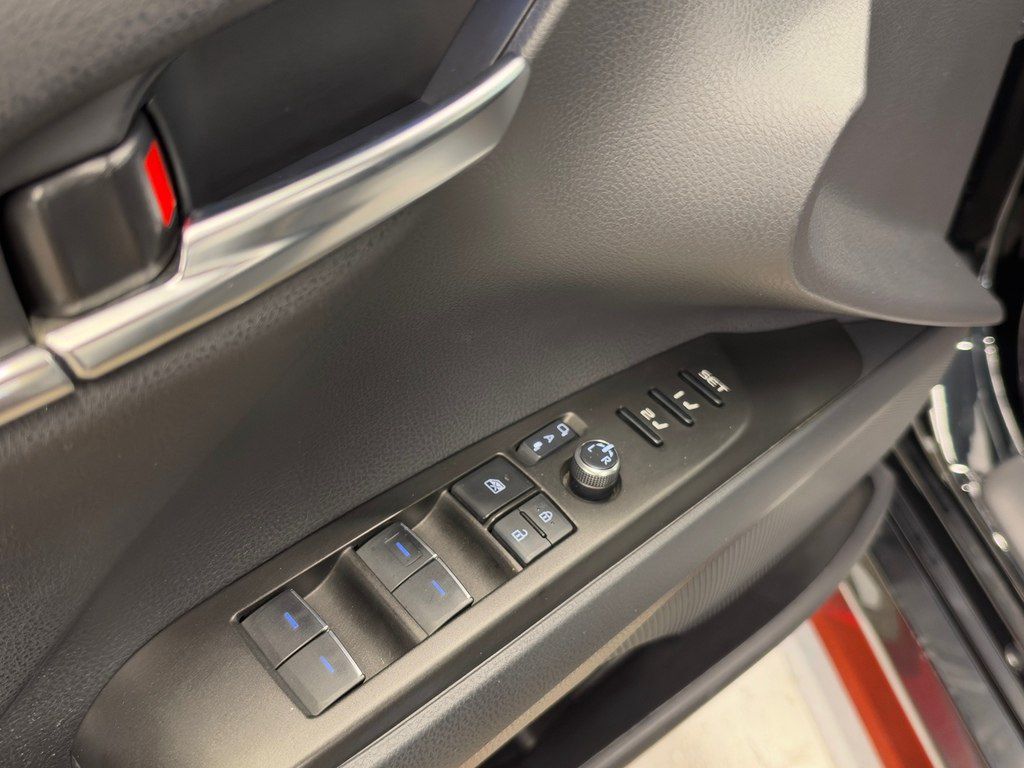 Toyota Camry, 2.5 L, 1.6 kWh, 2023 il, 75 000 km — Avtomobillər, Bakı (9)
