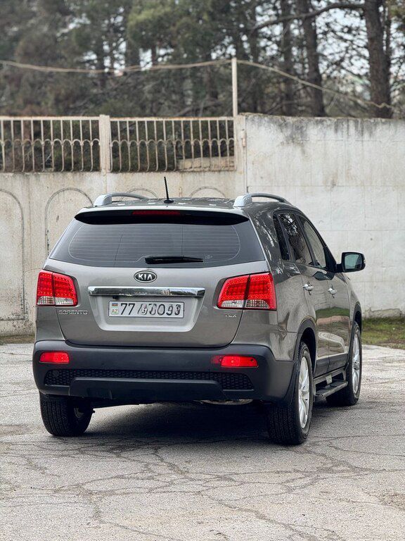 Kia Sorento, 2.0 L, 2010 il, 272 500 km 77-II-339 — Avtomobillər, Sumqayıt (4)