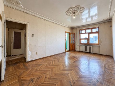 Satılır 3 otaqlı köhnə tikili 75 m² — Bakı