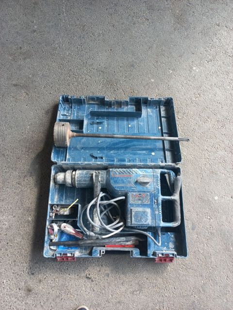 Güclü elektrikli perforator dəsti Məhsul təsviri: - Güclü ştativli — Bakı
