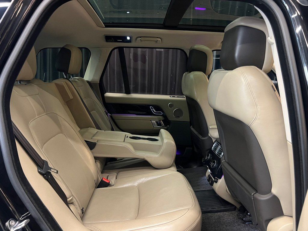 Land Rover Range Rover, 3.0 L, 2019 il, 210 000 km — Avtomobillər, Bakı (12)