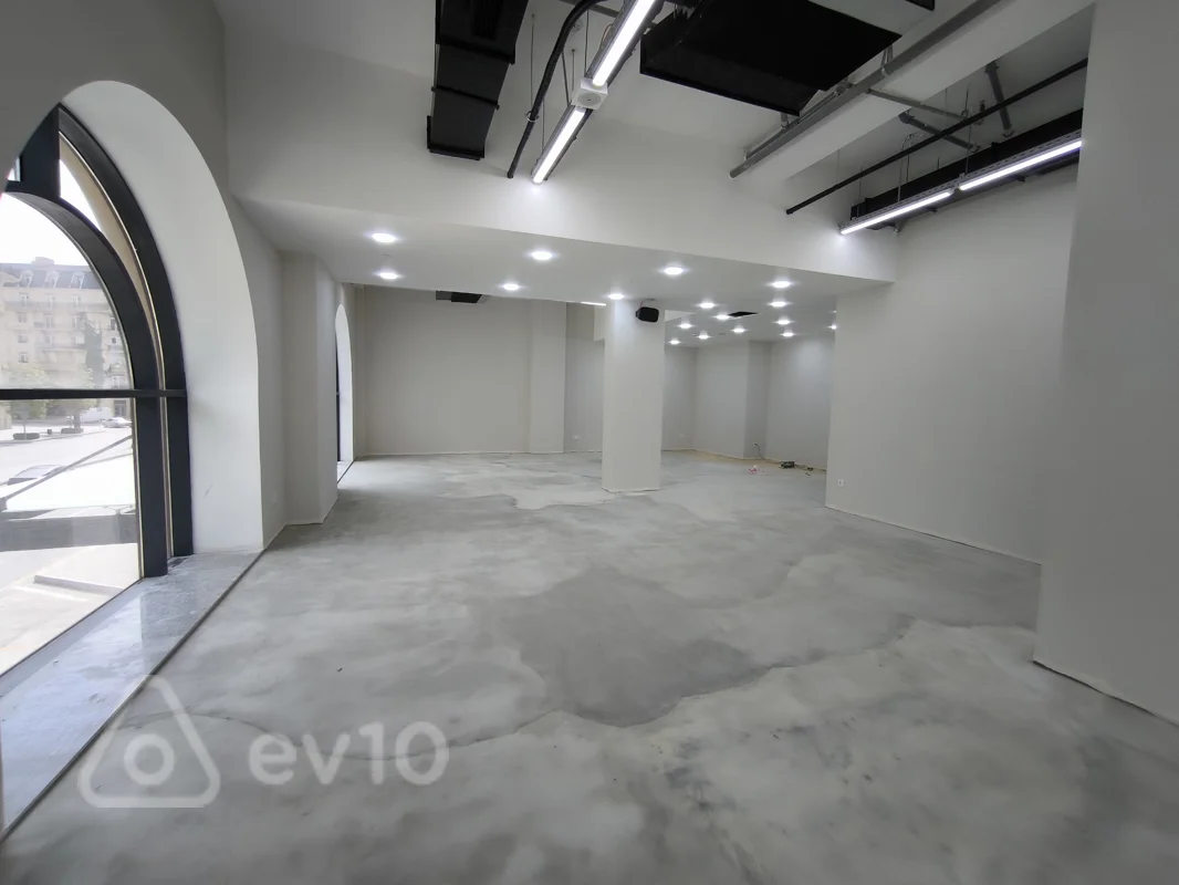 Obyekt, 172 m², Xəqani Rüstəmov küçəsi — kirayə — Əmlak, Bakı (7)