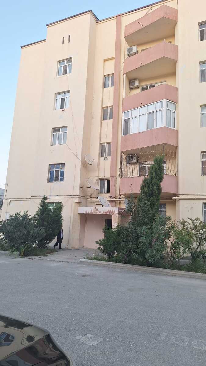 Satılır 2 otaqlı köhnə tikili 61.3 m² — Mənzil, Bakı (3)