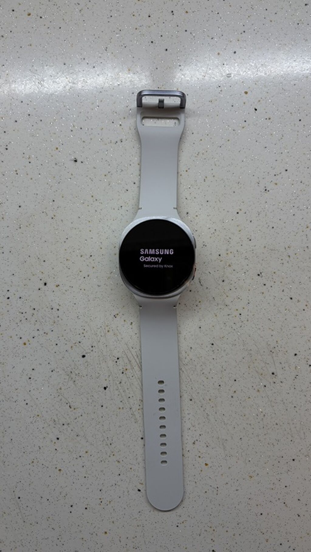 Samsung Galaxy Watch 8 – 44 mm, Silver (Gümüş), White (Ağ) qayış — Ağıllı saatlar, Bakı (2)