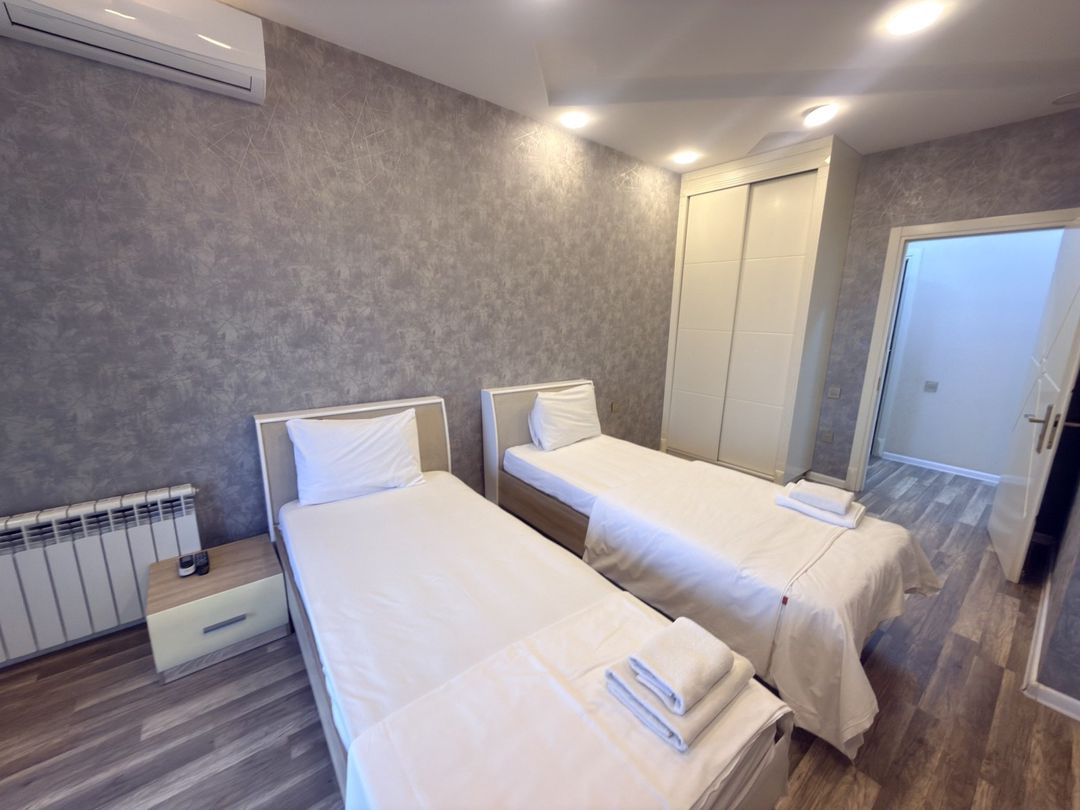 İcarəyə verilir 3 otaqlı yeni tikili 120 m² — Mənzil, Bakı (9)