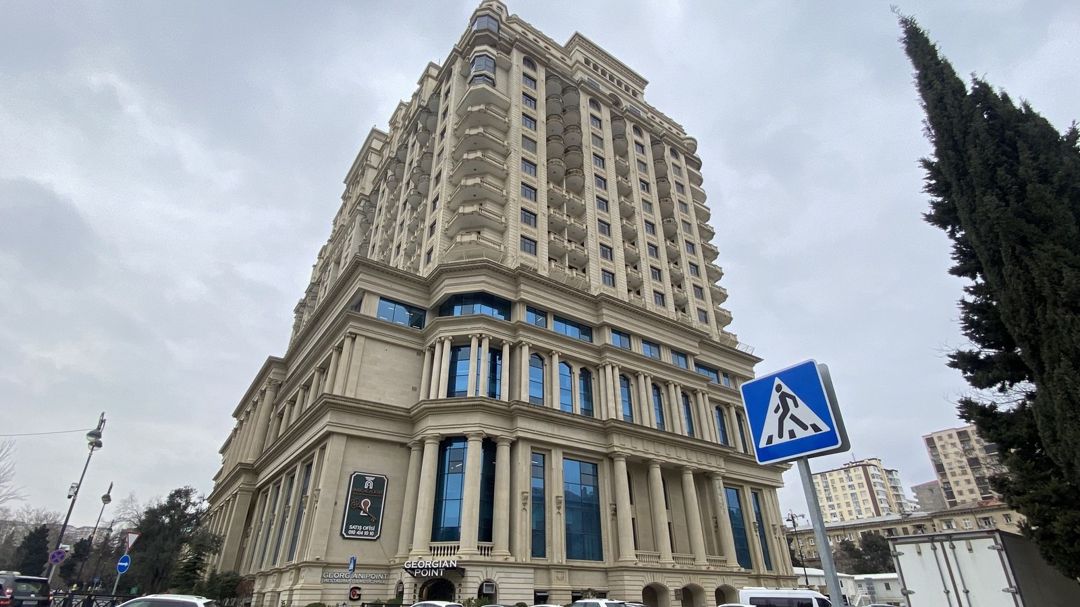 Satılır 4 otaqlı yeni tikili 215 m² — Mənzil, Bakı (2)