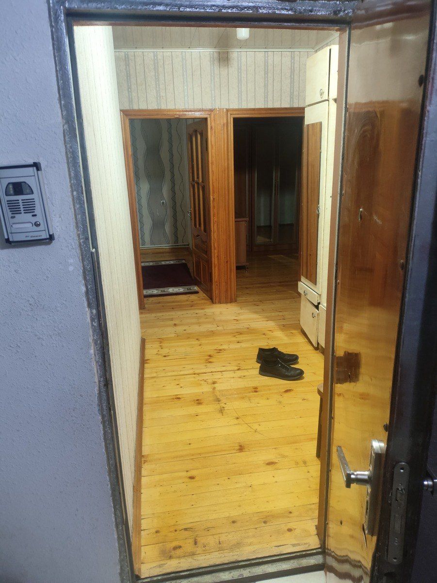İcarəyə verilir 3 otaqlı köhnə tikili 90 m² — Mənzil, Bakı (6)