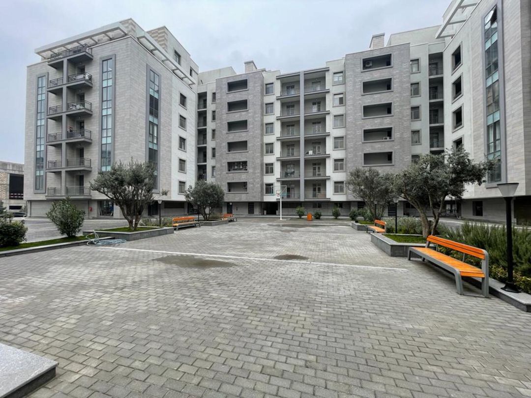 Satılır 4 otaqlı yeni tikili 225 m² — Mənzil, Bakı