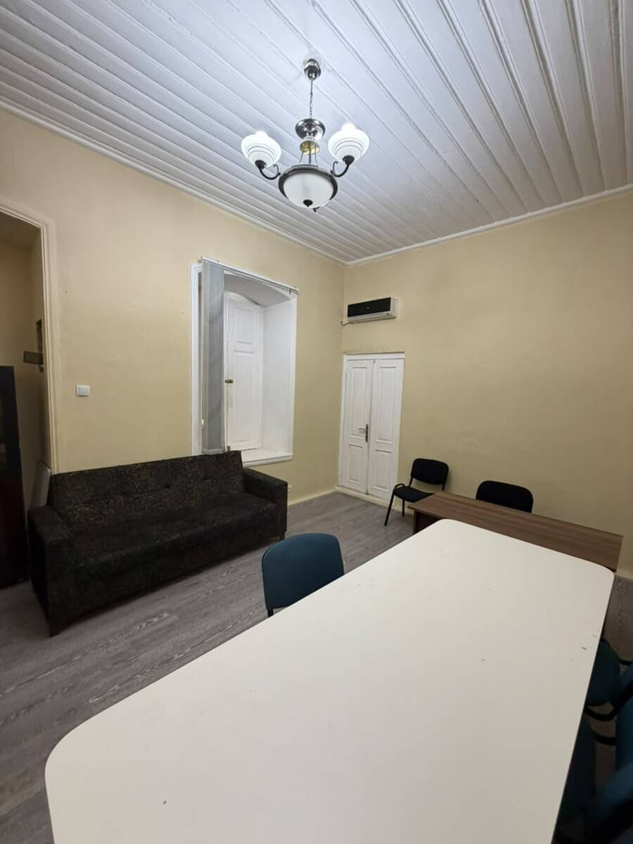 Satılır 3 otaqlı köhnə tikili 65 m² — Mənzil, Bakı