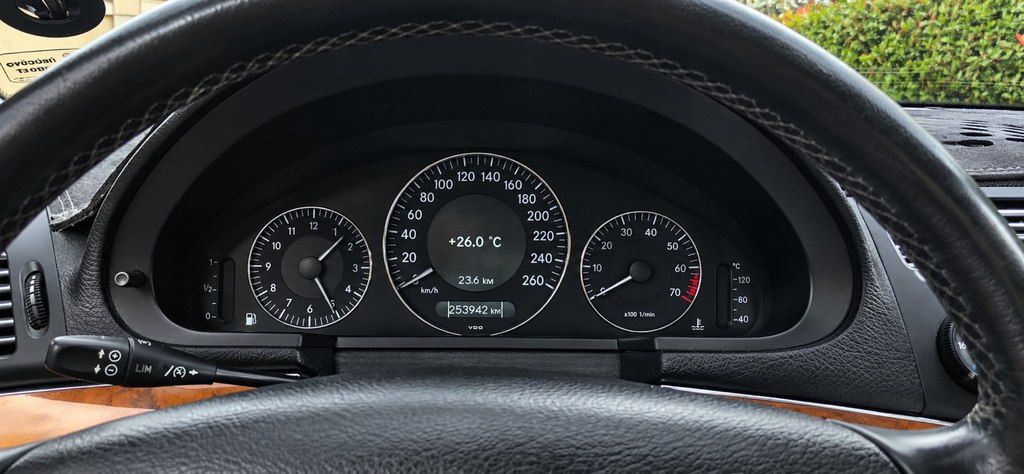 Mercedes E 200, 1.8 L, 2008 il, 254 000 km — Avtomobillər, Bakı (5)