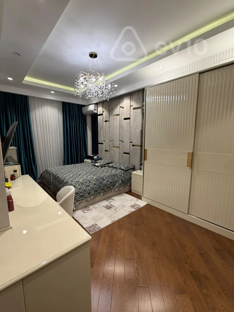 4 otaqlı mənzil, 210 m², Ceyhun Hacıbəyli küç. — kirayə — Mənzil, Bakı (10)