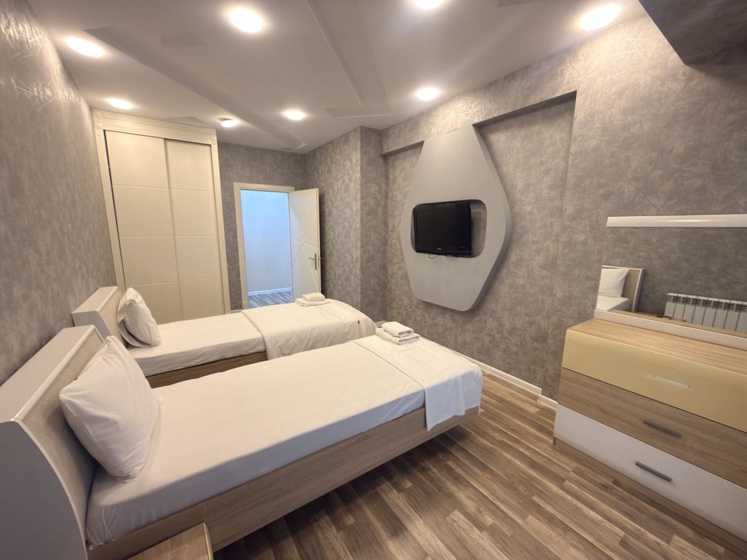 İcarəyə verilir 3 otaqlı yeni tikili 120 m² — Mənzil, Bakı (10)