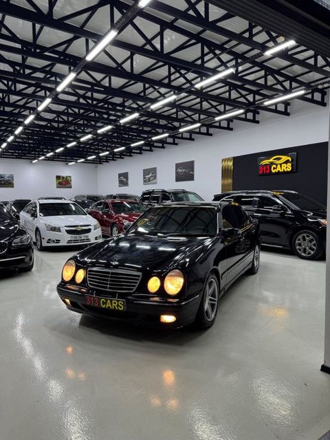 Mercedes E 240, 2.4 L, 1999 il, 256 400 km — Bakı