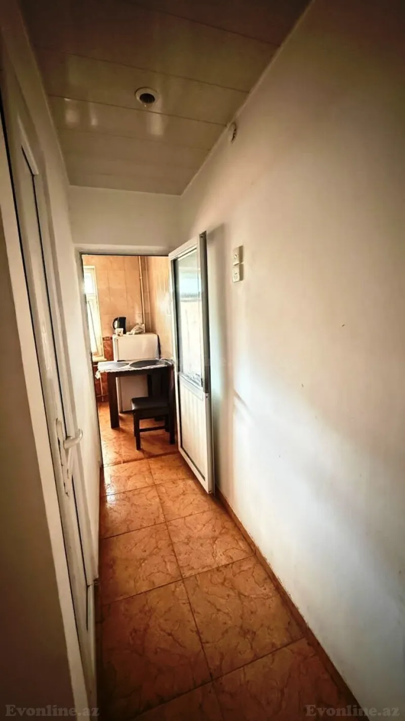 Kirayə verilir 1 otaqlı Mənzil Köhnə tikili 31 m² Bakı, Yasamal r., Nizami m — Mənzil, Bakı (5)