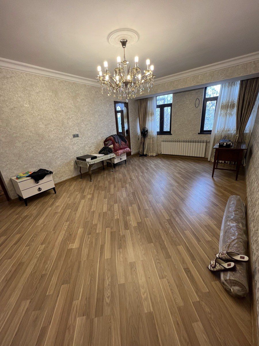 Satılır 4 otaqlı köhnə tikili 95 m² — Mənzil, Bakı (3)