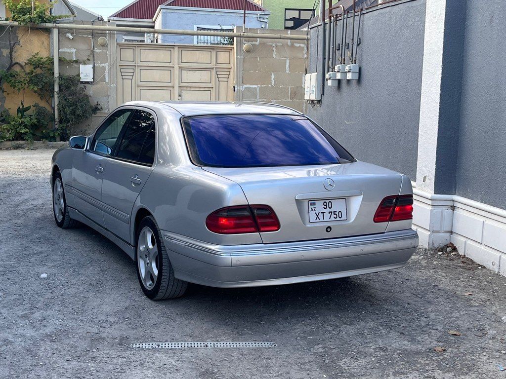 Mercedes E 240, 2.4 L, 2000 il, 450 000 km 90-XT-750 — Avtomobillər, Bakı (2)
