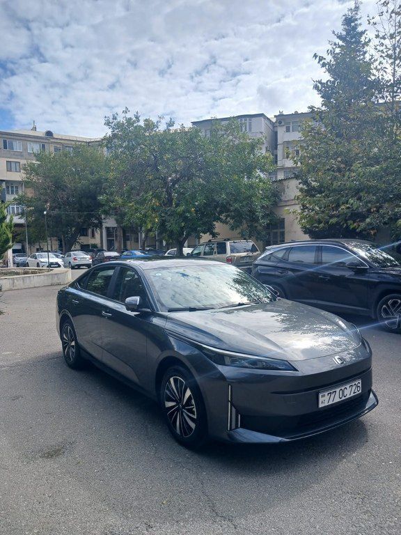 Changan Qiyuan A05, 1.5 L, 9.07 kWh, 2025 il, 9 000 km 77-OC-726 — Avtomobillər, Bakı (3)