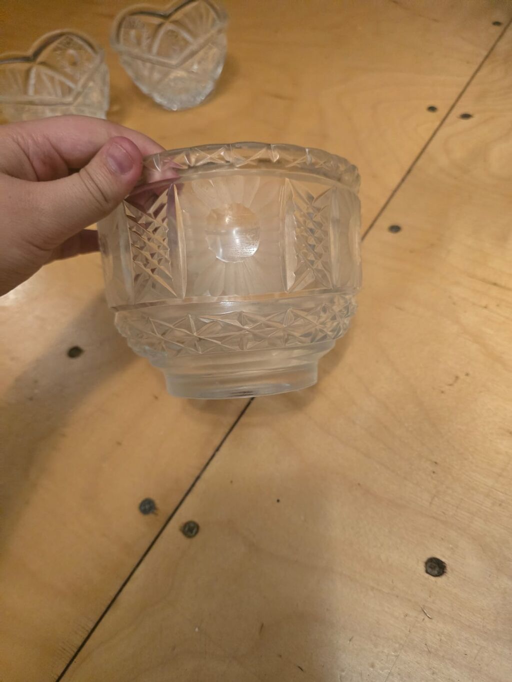 Kəsilmiş naxışlı şüşə/kristal qab - Material: qalın, şəffaf şüşə — Süfrə qabı, Gəncə