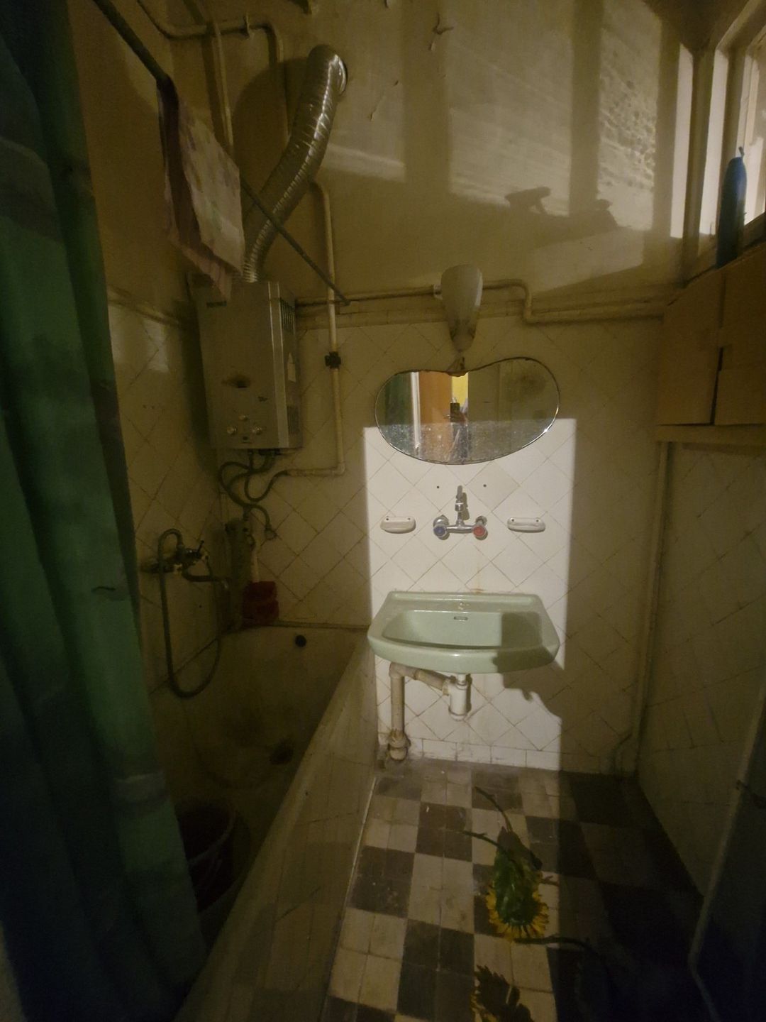 Satılır 2 otaqlı köhnə tikili 60 m² — Mənzil, Bakı (5)