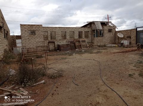 Satılır obyekt 115 m² — Bakı