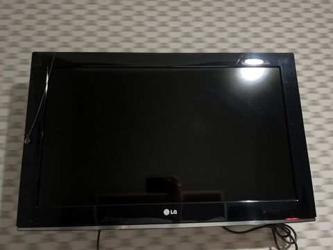 İşlənmiş Televizor LG LCD 80" HD (1366x768) — Masazır