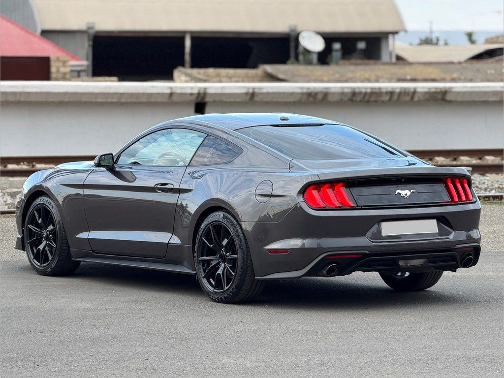 Ford Mustang, 2.3 L, 2018 il, 87 568 km — Avtomobillər, Gəncə (8)