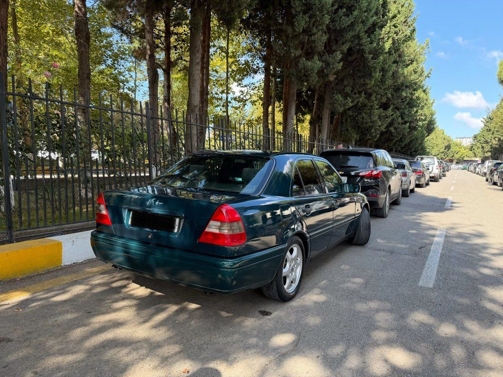 Mercedes C 180, 1.8 L, 1997 il, 384 512 km — Avtomobillər, Bakı (3)