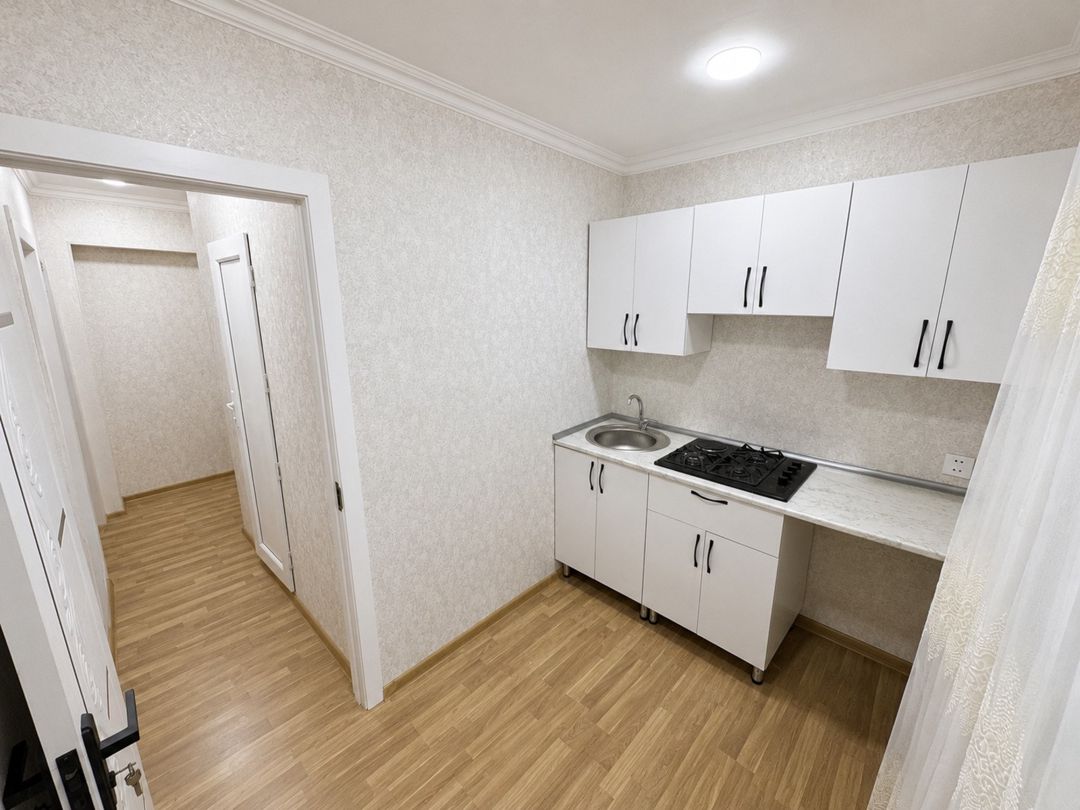 Satılır 1 otaqlı köhnə tikili 40 m² — Mənzil, Bakı (5)
