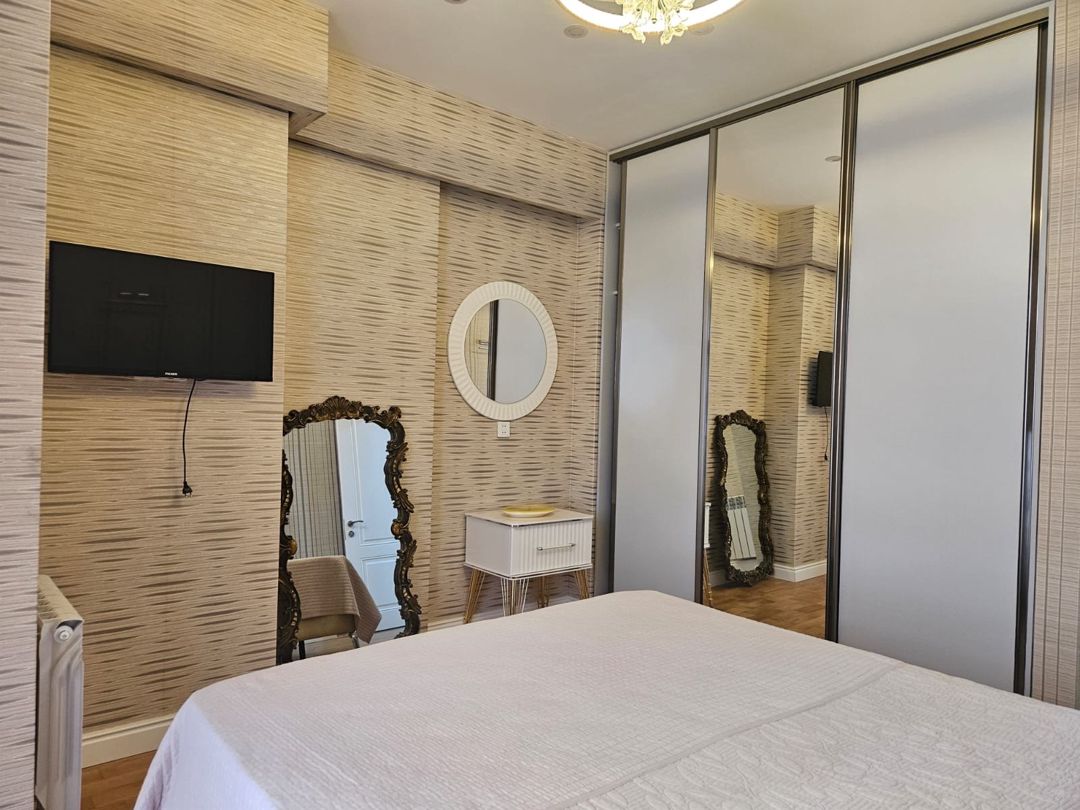 İcarəyə verilir 2 otaqlı yeni tikili 68 m² — Mənzil, Bakı (9)