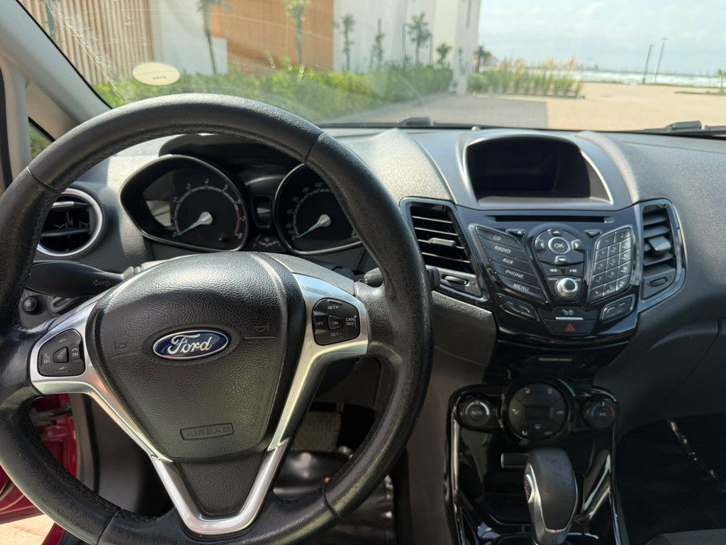 Ford Fiesta, 1.6 L, 2014 il, 150 000 km 99-RE-786 — Avtomobillər, Bakı (5)