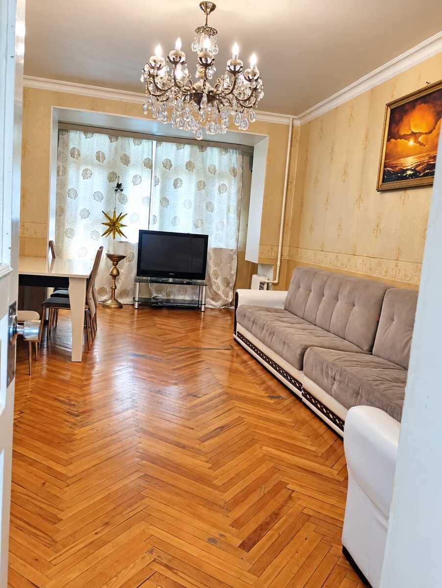 Satılır 3 otaqlı köhnə tikili 85 m² — Mənzil, Bakı (2)