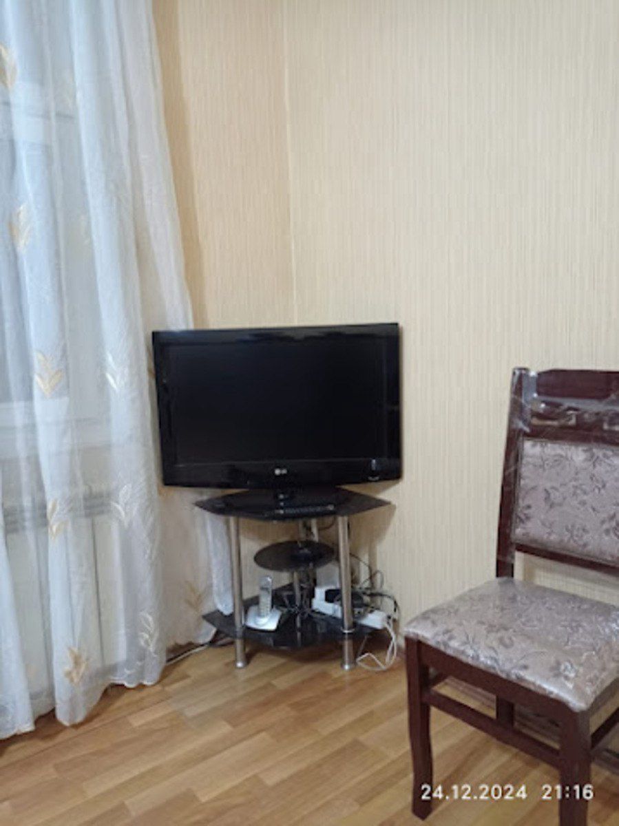 İcarəyə verilir 1 otaqlı köhnə tikili 36 m² — Mənzil, Bakı (10)