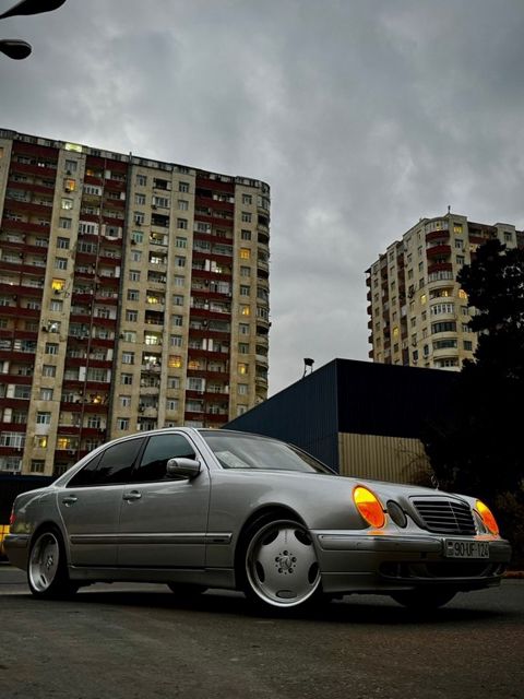 Mercedes E 280, 2.8 L, 2000 il, 329 037 km — Bakı