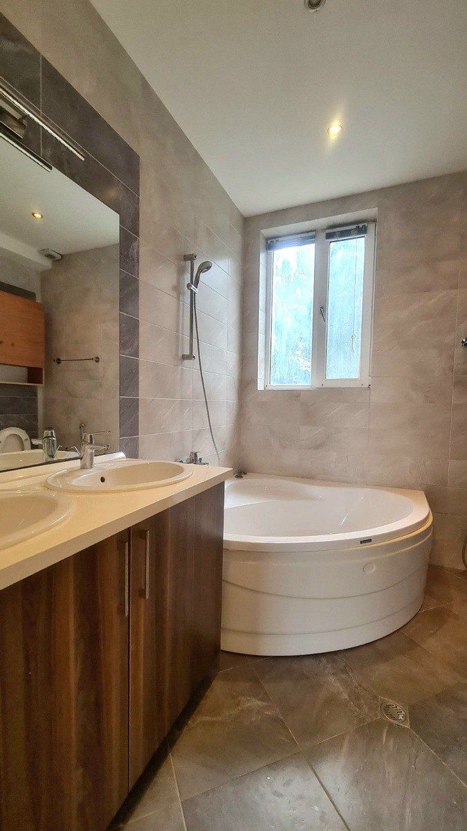 İcarəyə verilir 6 otaqlı həyət evi/bağ evi 280 m² — Ev, villa, Bakı (11)