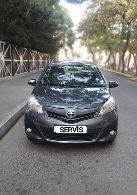 Toyota Yaris, 1.5 L, 2012 il, 350 000 km — Bakı