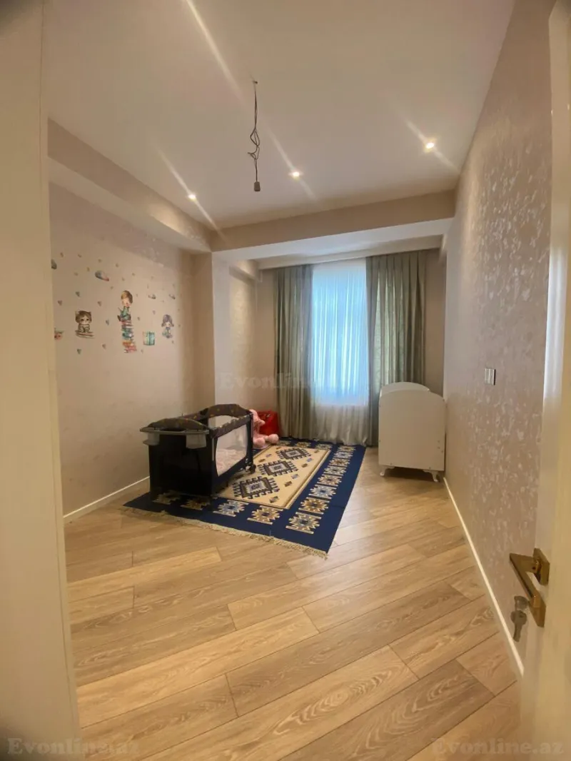 Satılır 3 otaqlı Mənzil Yeni tikili 120 m² Bakı, Xətai r., Köhnə Günəşli — Mənzil, Bakı (4)