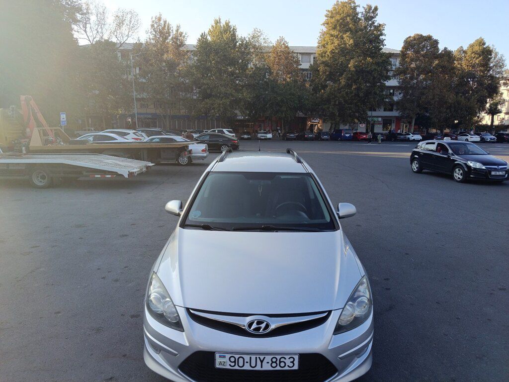 Hyundai i30, 1.6 L, 2010 il, 323 000 km 90-UY-863 — Avtomobillər, Mingəçevir (4)