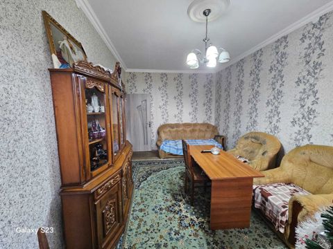 Satılır 3 otaqlı köhnə tikili 80 m² — Bakı