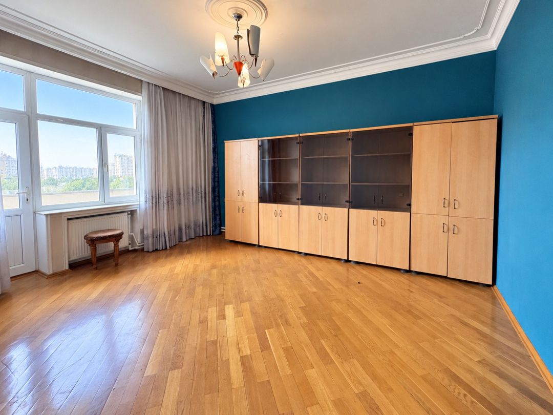 Satılır 4 otaqlı yeni tikili 175 m² — Mənzil, Bakı (2)