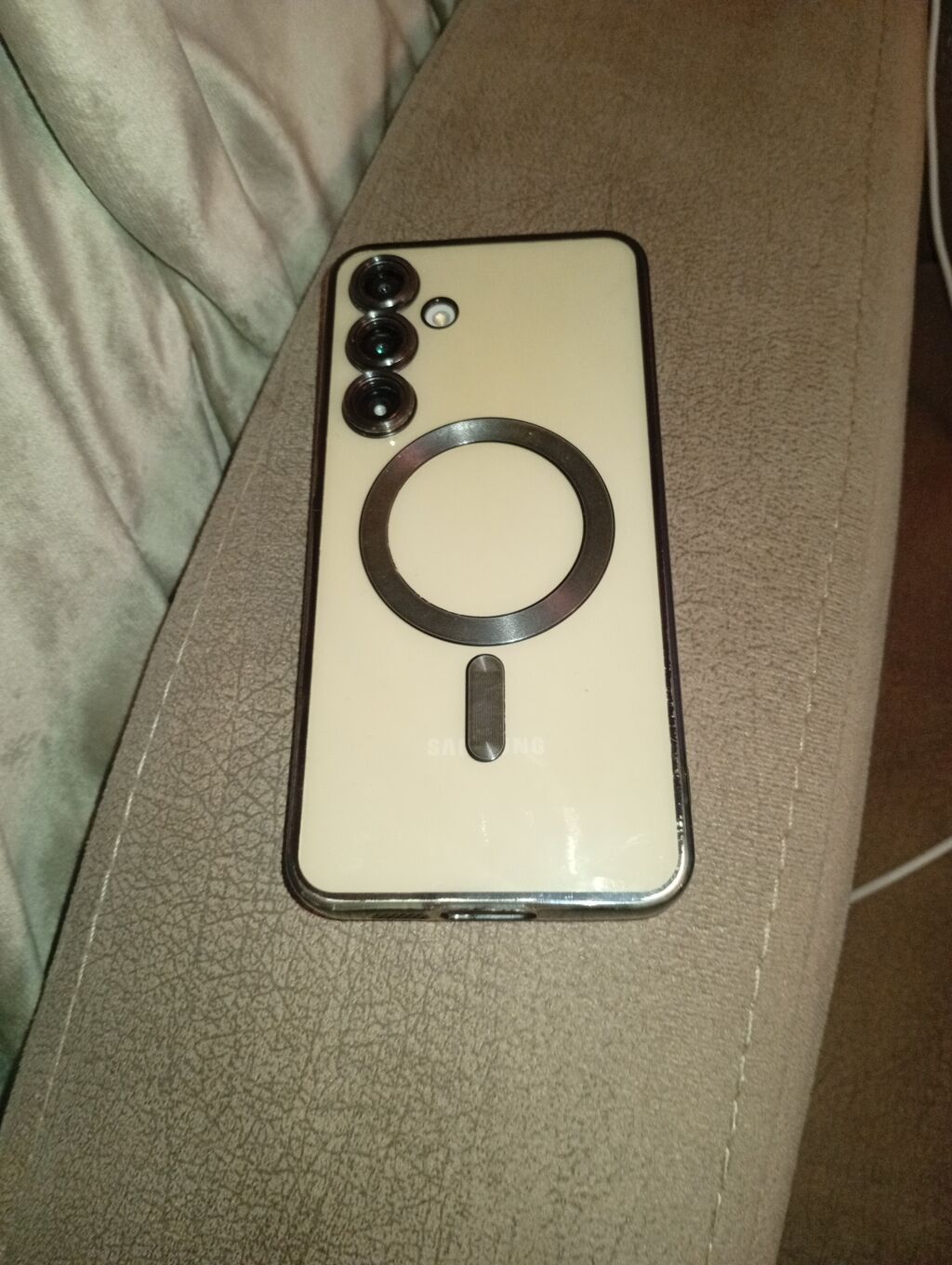 Samsung Galaxy S24 FE, 128 GB, rəng - Ağ, Face ID — Samsung, Bakı