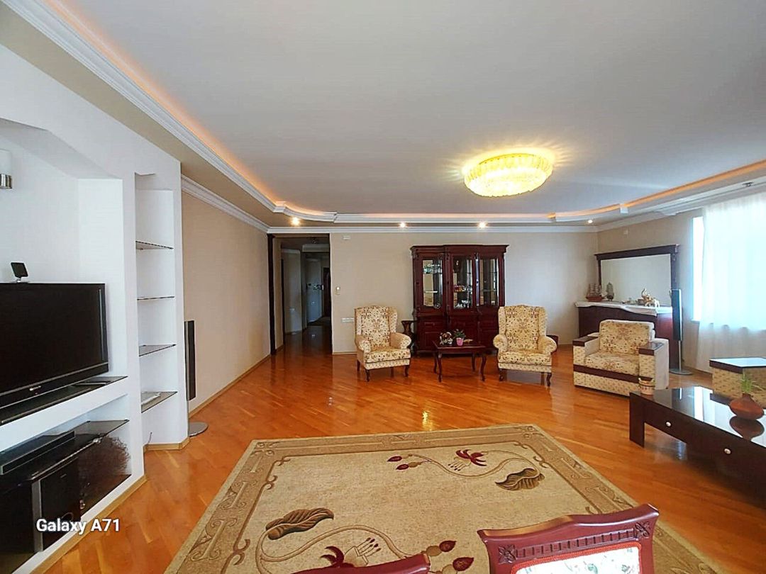 Satılır 3 otaqlı yeni tikili 150 m² — Mənzil, Bakı (6)