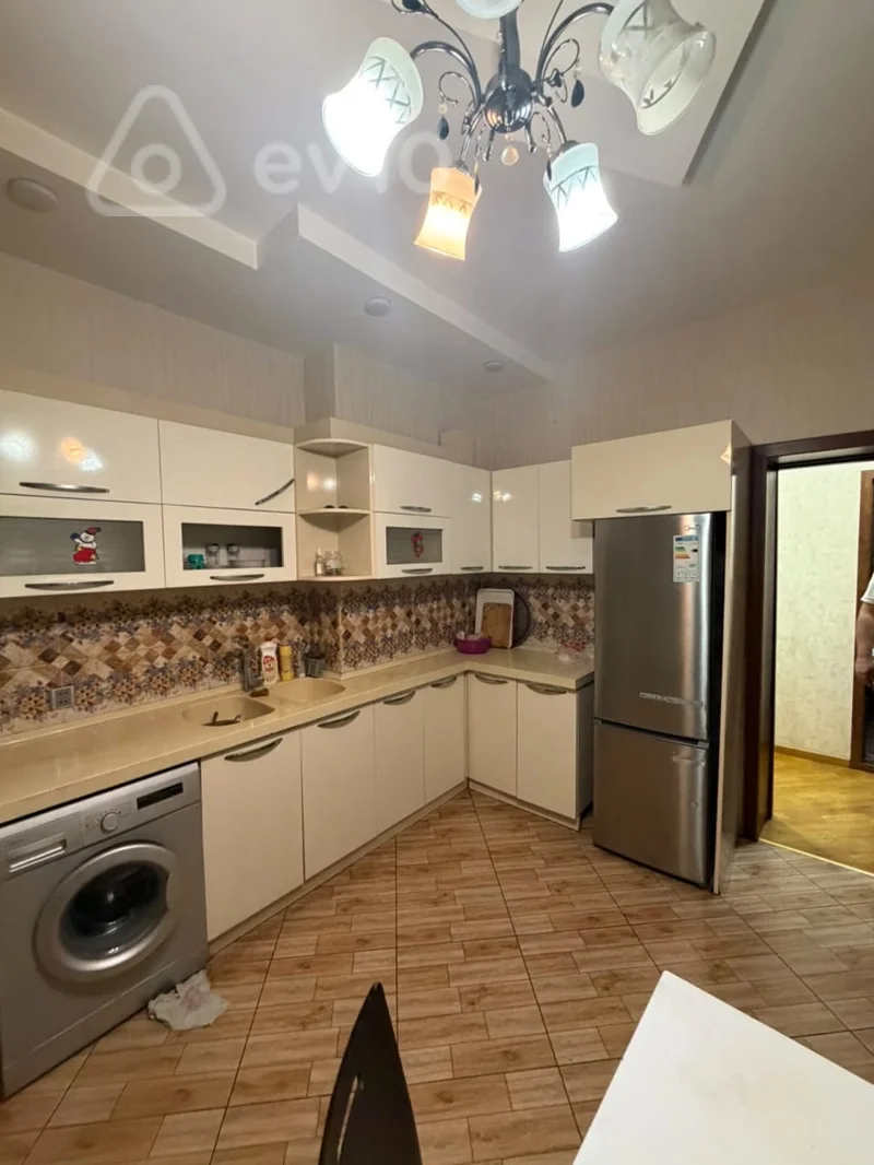 3 otaqlı mənzil, 135 m², Tbilisi prospekt — kirayə — Mənzil, Bakı (7)