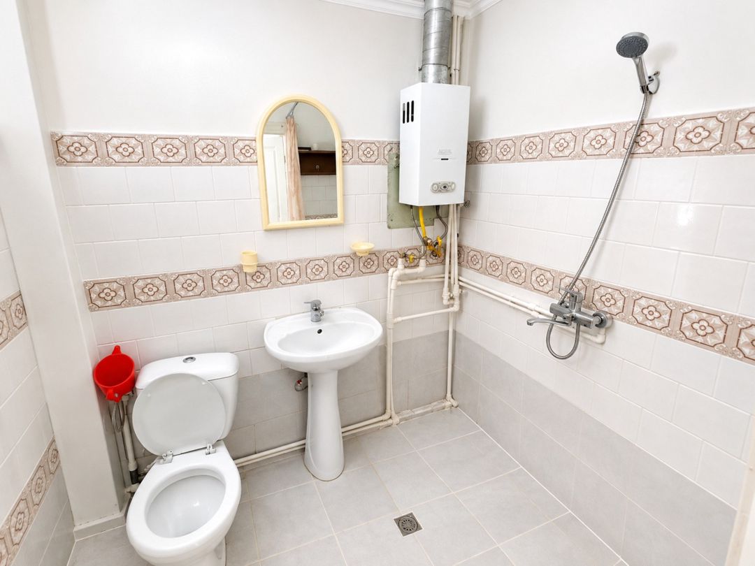 Satılır 1 otaqlı köhnə tikili 40 m² — Mənzil, Bakı (10)