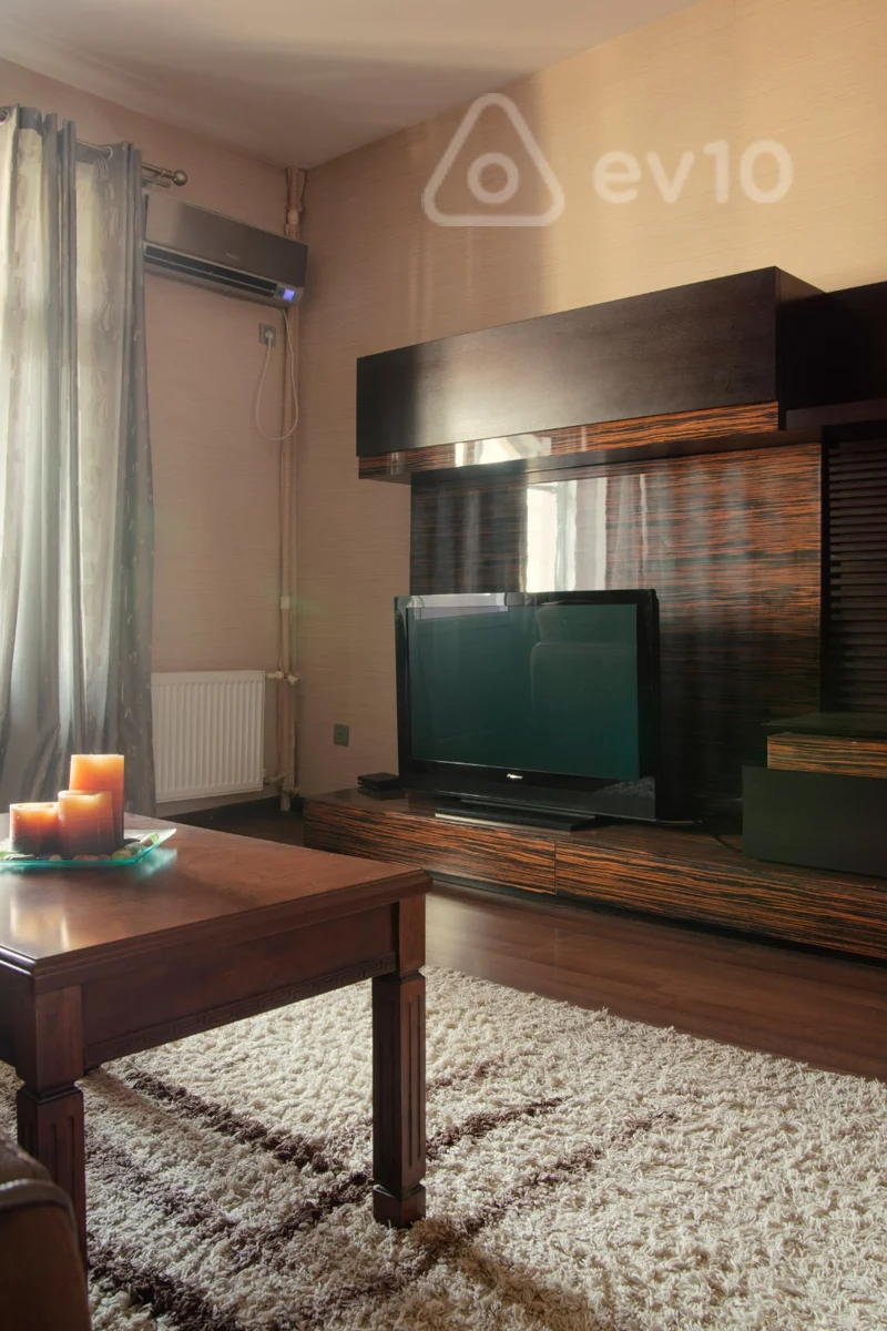 3 otaqlı mənzil, 100 m², Nizami küçəsi — kirayə — Mənzil, Bakı (4)