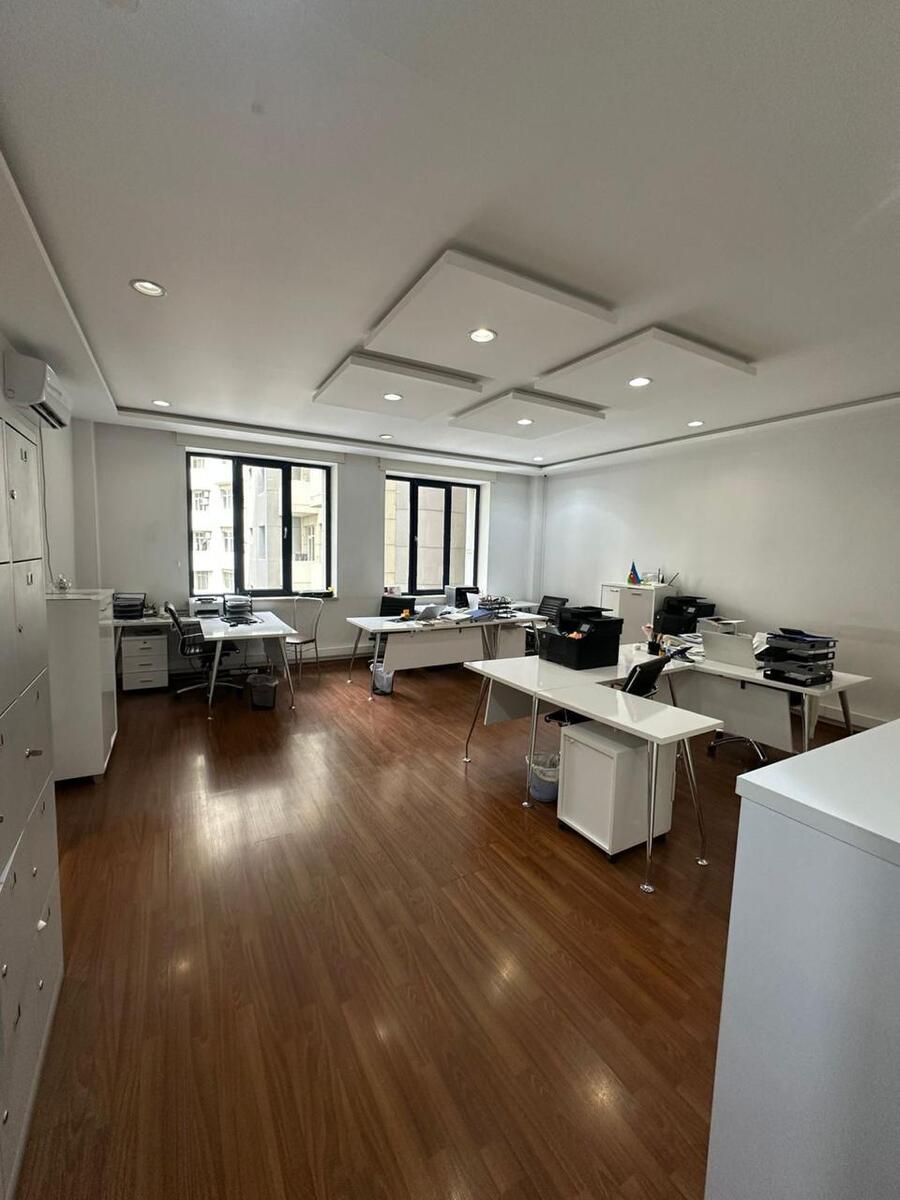 Satılır obyekt 380 m² — Əmlak, Bakı (6)