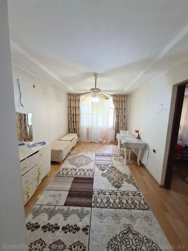 Kirayə verilir 3 otaqlı Mənzil Köhnə tikili 70 m² Bakı, Yasamal r., Elmlər Akademiyası m — Mənzil, Bakı (2)