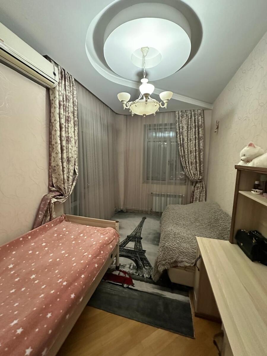 Satılır 4 otaqlı yeni tikili 180 m² — Mənzil, Bakı (9)