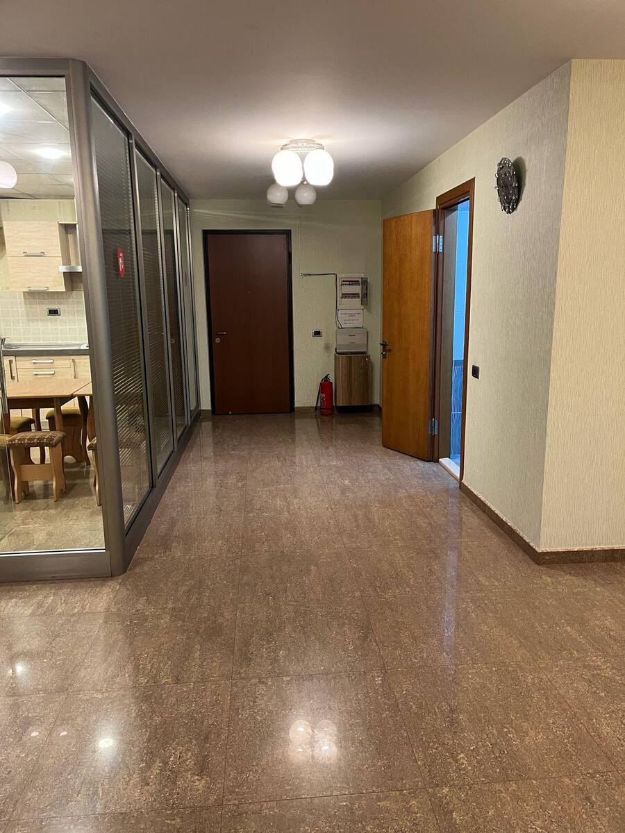 İcarəyə verilir 5 otaqlı ofis 240 m² — Ofis, Bakı (12)