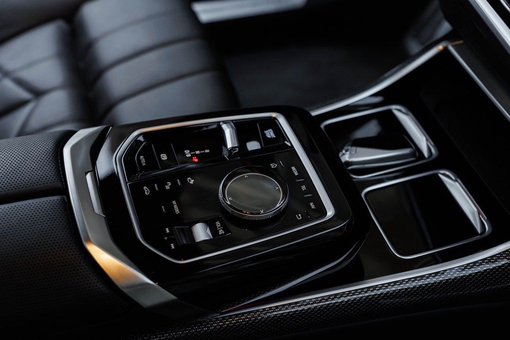 BMW i7, 105.7 kWh, 2023 il, 26 000 km — Avtomobillər, Bakı (8)